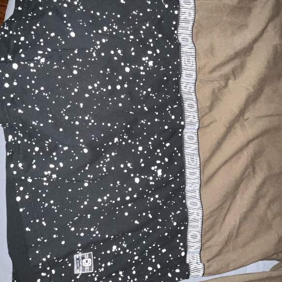 Distortion brown and space long sleeve tshirt. - Picture 3 of 5